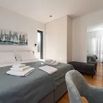 Ardura Villa *