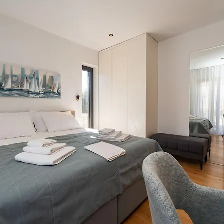 Ardura Villa *